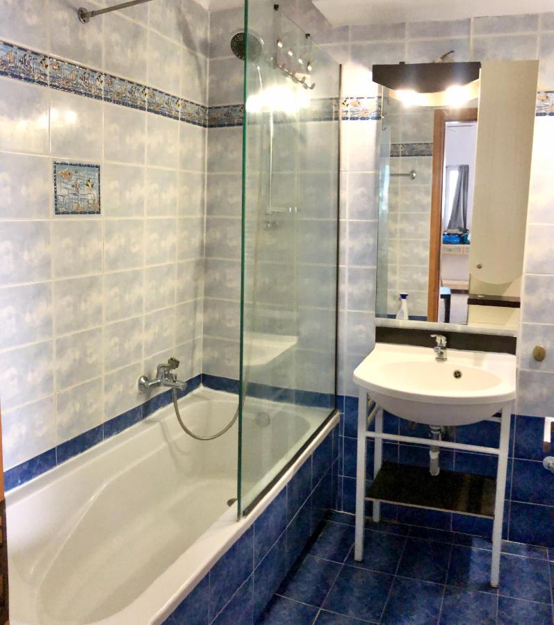 Menelaos Apartments Adelianos Kampos Luaran gambar